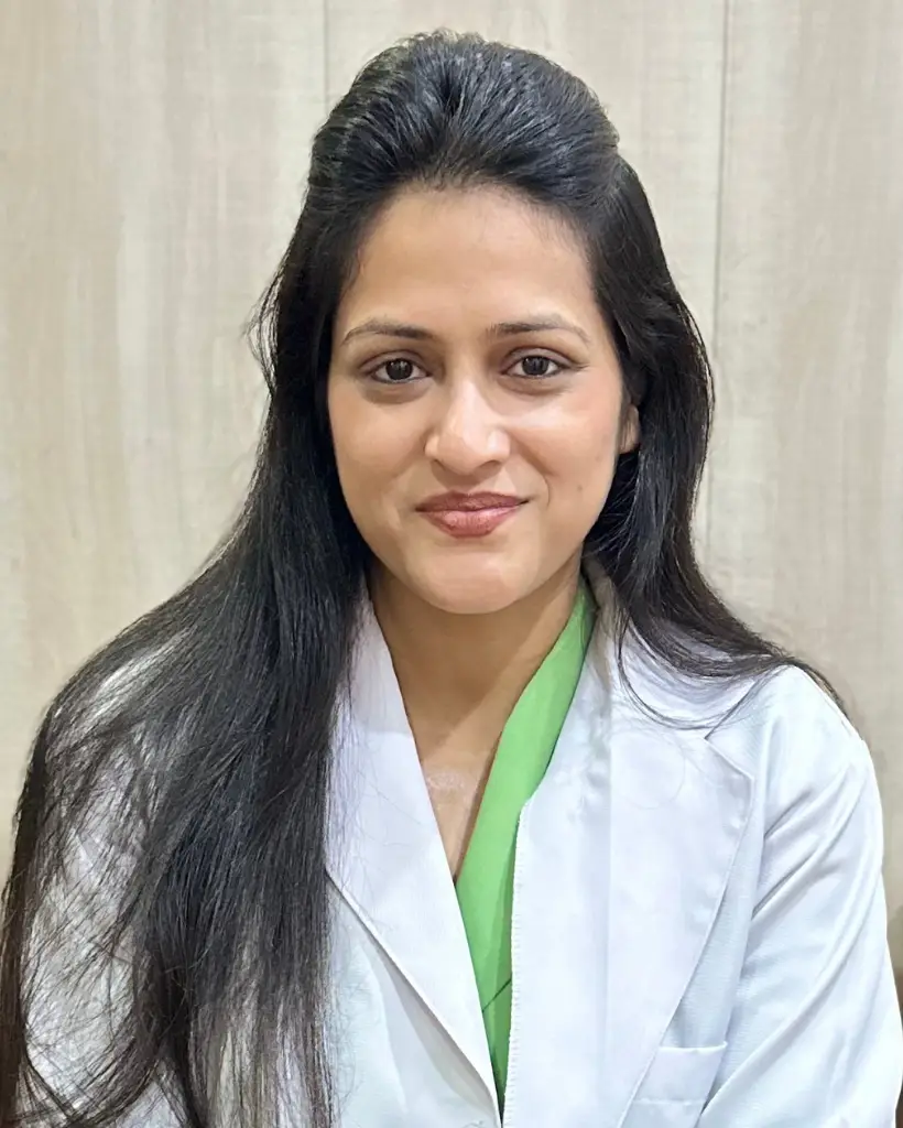 Dr Nikita Jain dentist in south Delhi